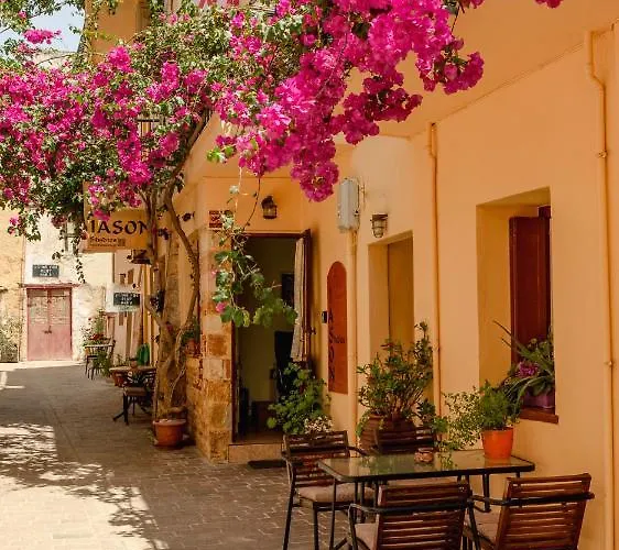 Iason Apartmanhotel 4*