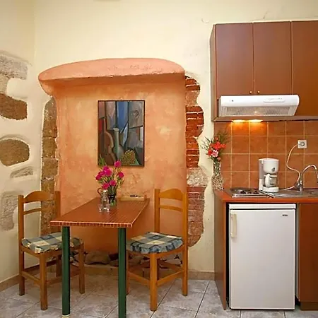 Aparthotel Iason