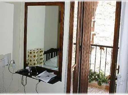 アパートホテル Iason 4*