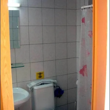 アパートホテル Iason